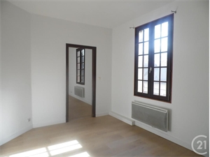 t2 à la location -   60160  MONTATAIRE, surface 54 m2 location t2 - UBI476474258